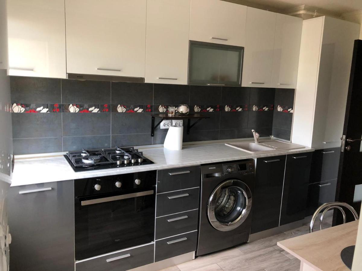 Apartament modern Târgoviște în regim hotelier Extérieur photo