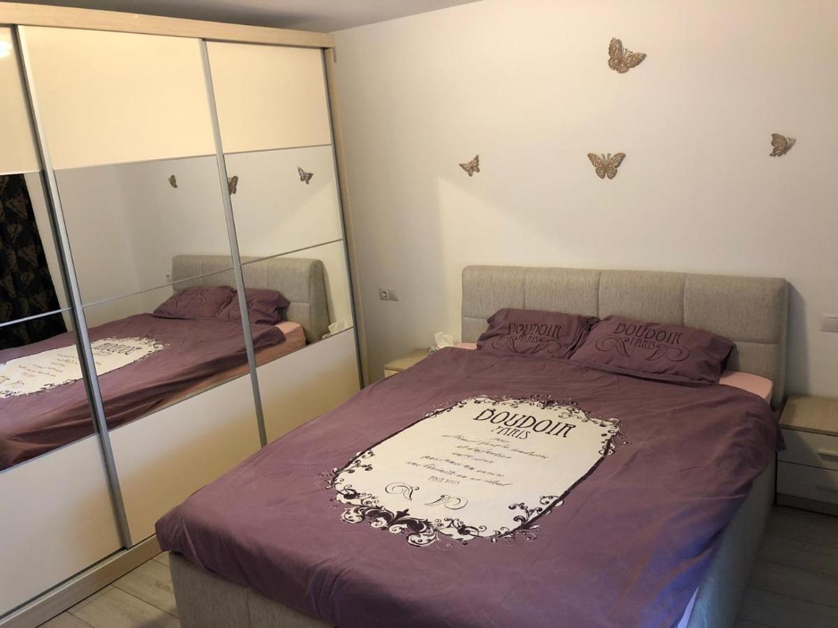 Apartament modern Târgoviște în regim hotelier Extérieur photo